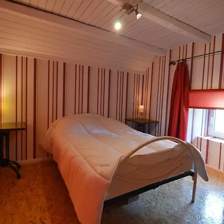 Ferienhaus In Ardennes With Heated Pool, Cleaning Included La Roche-en-Ardenne