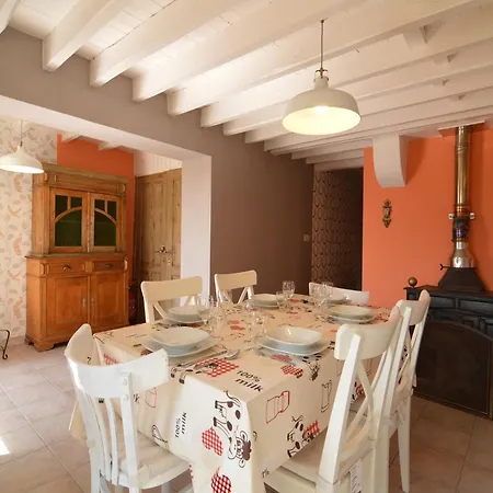 In Ardennes With Heated Pool, Cleaning Included La Roche-en-Ardenne